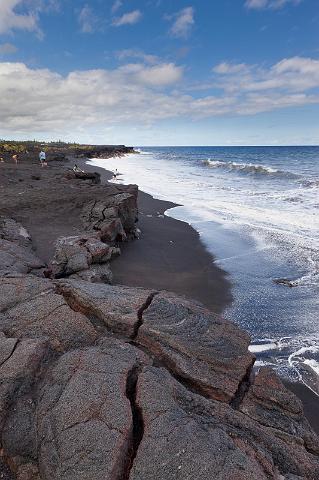 038 Big Island, Hilo, Kaimu Black Sand Beach.jpg